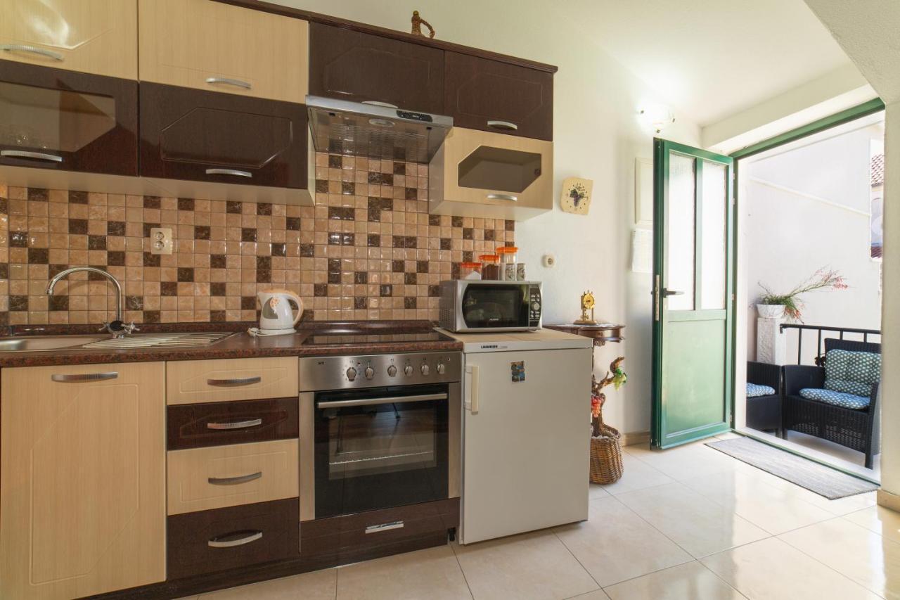 Apartments Villa Mira Kaštela Εξωτερικό φωτογραφία