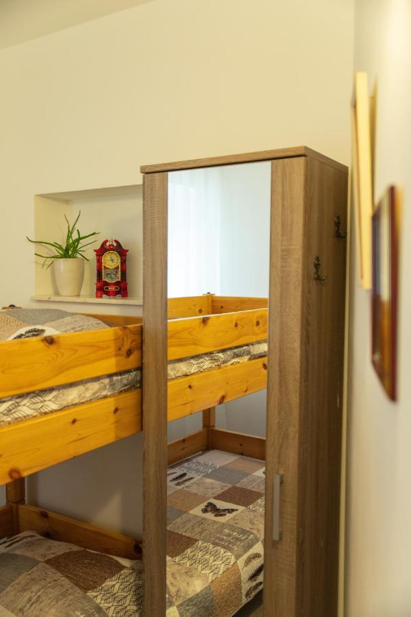 Apartments Villa Mira Kaštela Εξωτερικό φωτογραφία